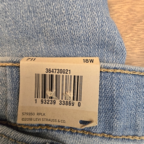 Levis Strauss Womens 711 Skinny Ankle Jeans Mid Rise 18W Plus Blue - Picture 8 of 14